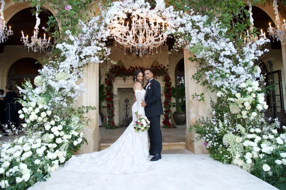 Bria Murphy, Eddie Murphy's daughter, marries her fiancé Xavier Michael.