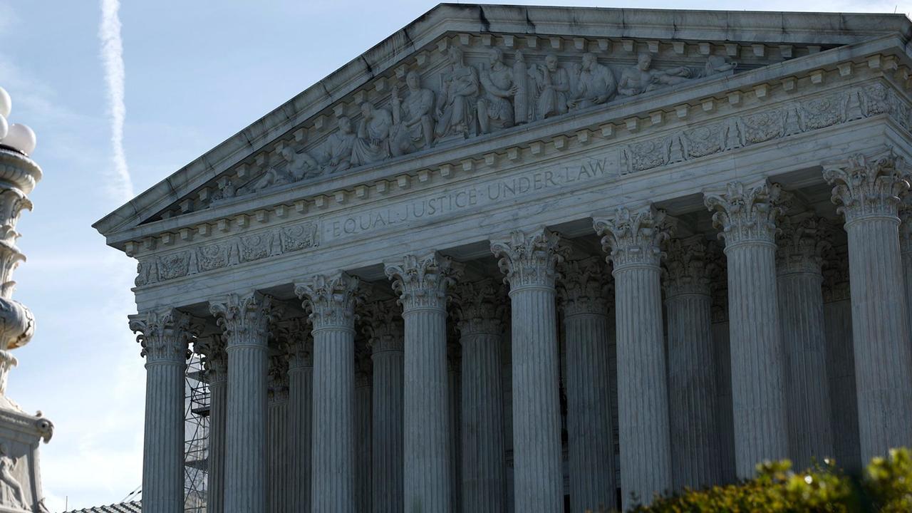 Supreme Court Upholds South Carolina's Redistricting, Rejecting Racial Gerrymander Claims