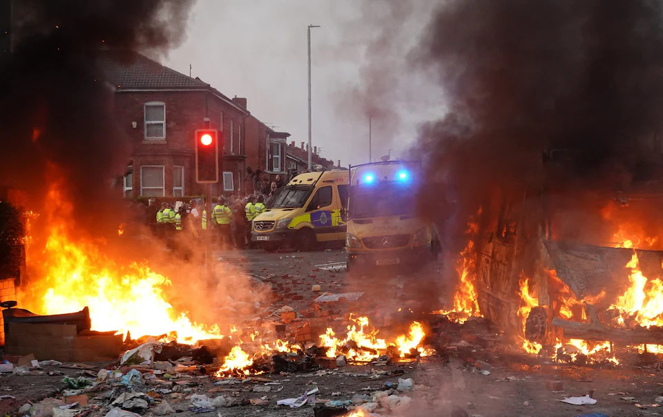 Southport Mosque Clashes: 39 Police Officers Injured in Violent Protests