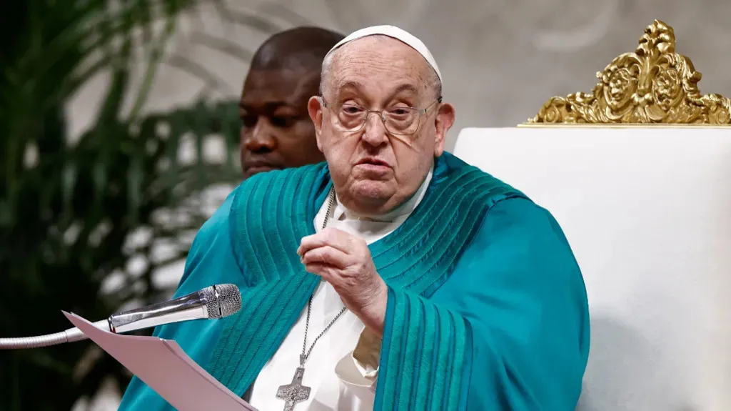 'In a scary world, he gives us hope' Faithful gather to support the Pope